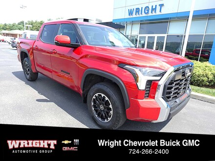 2022 Toyota Tundra 4WD SR5