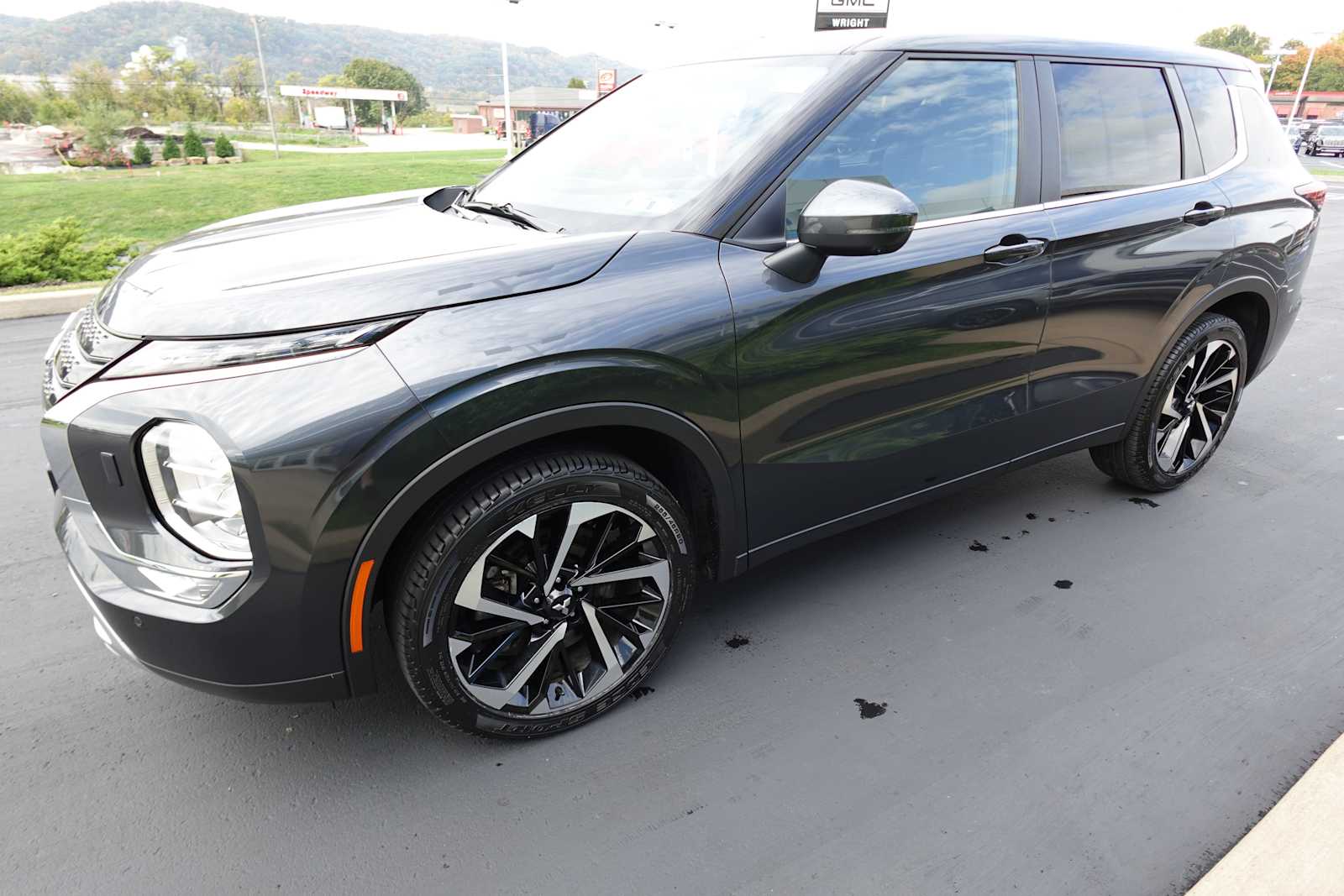2024 Mitsubishi Outlander SE - Photo 6
