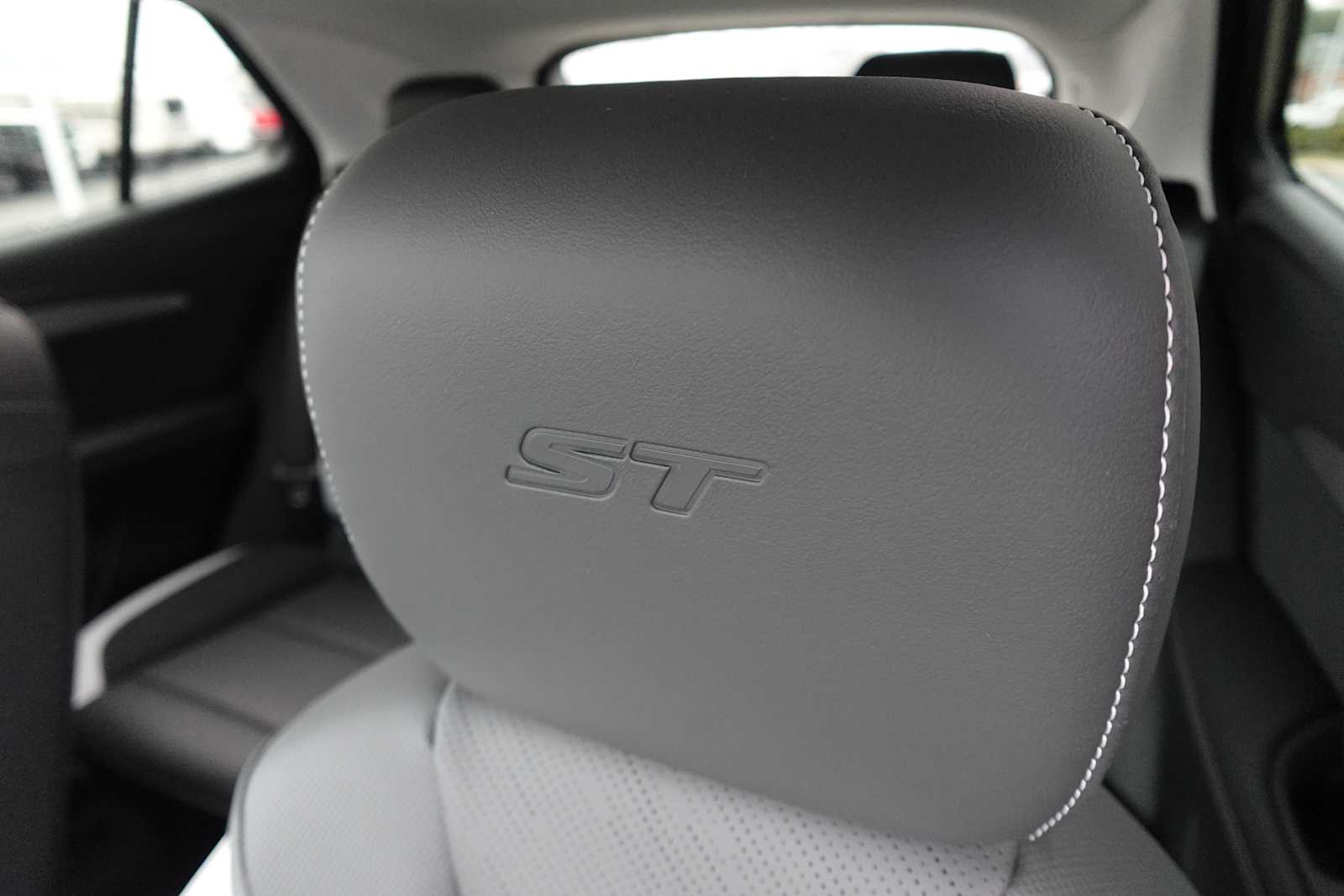 2026 Buick Envision Sport Touring - Photo 14