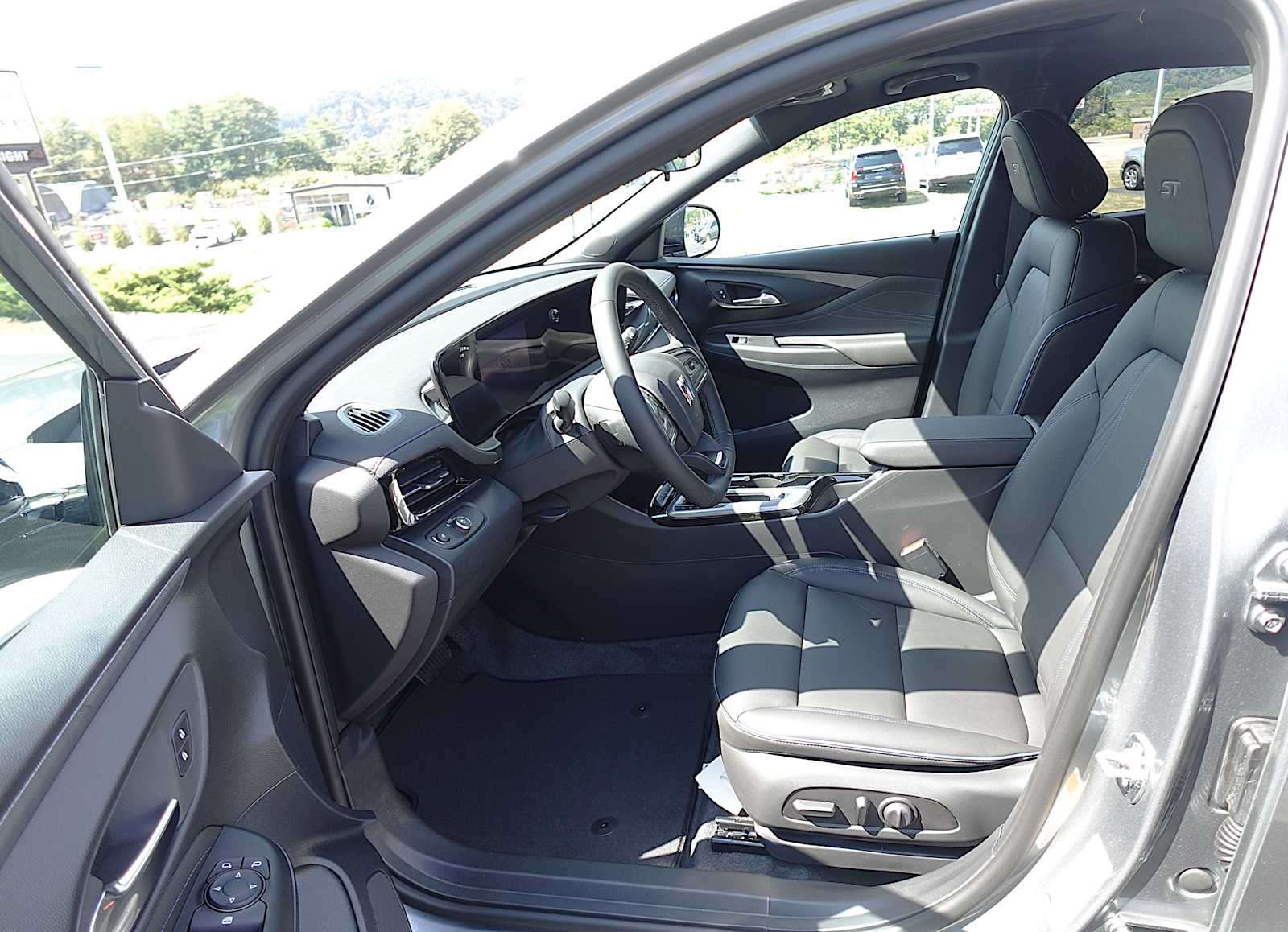2026 Buick Envista Sport Touring - Photo 12