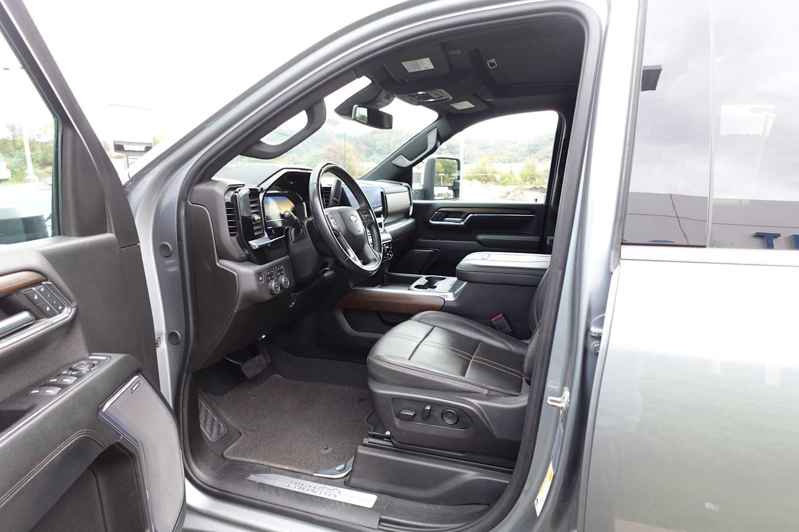 2024 Chevrolet Silverado 2500HD High Country - Photo 16