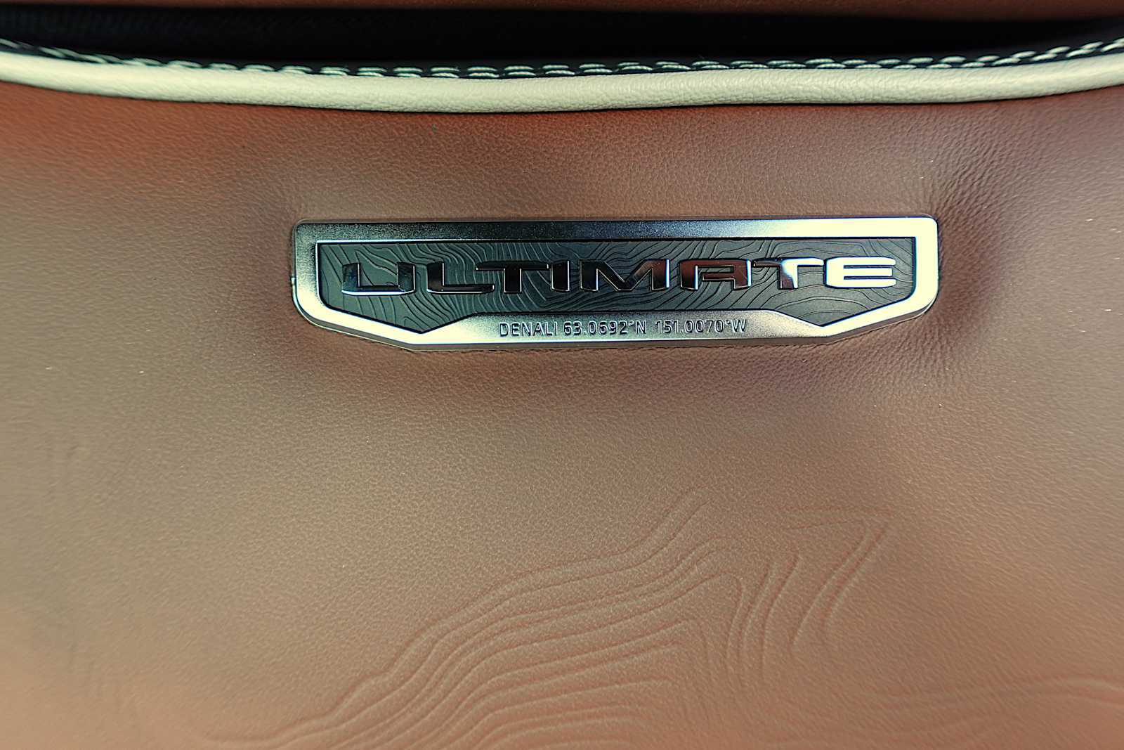 2026 GMC Sierra 2500HD Denali Ultimate - Photo 18