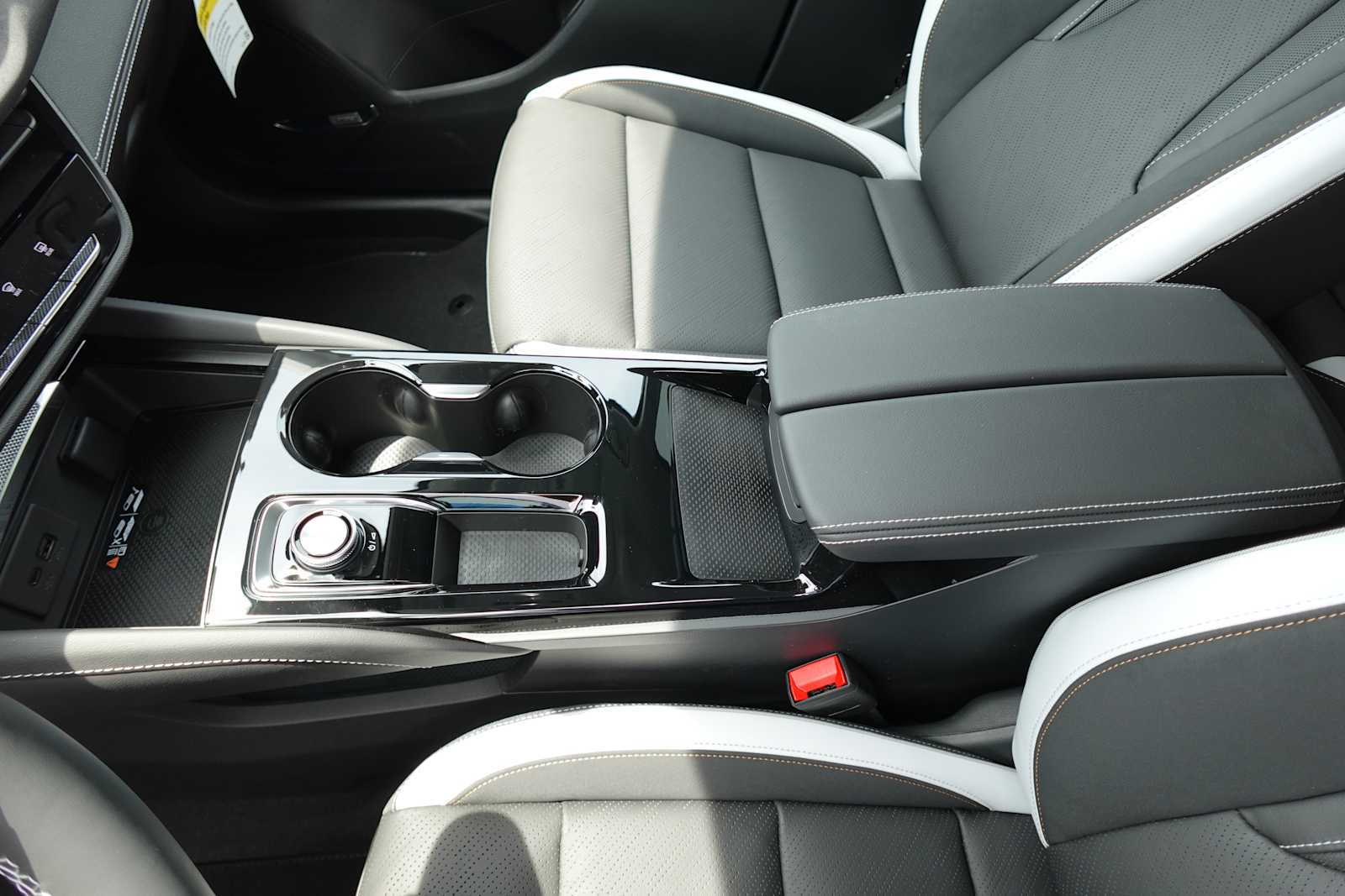 2026 Buick Envision Sport Touring - Photo 22