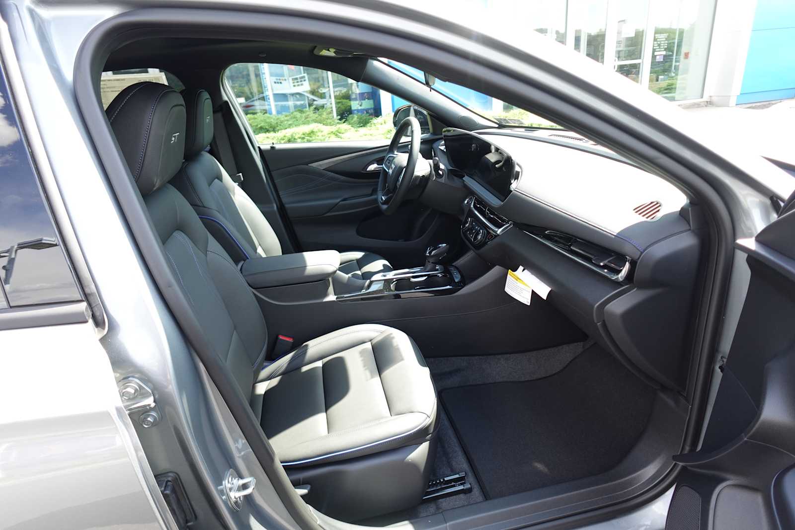 2026 Buick Envista Sport Touring - Photo 29