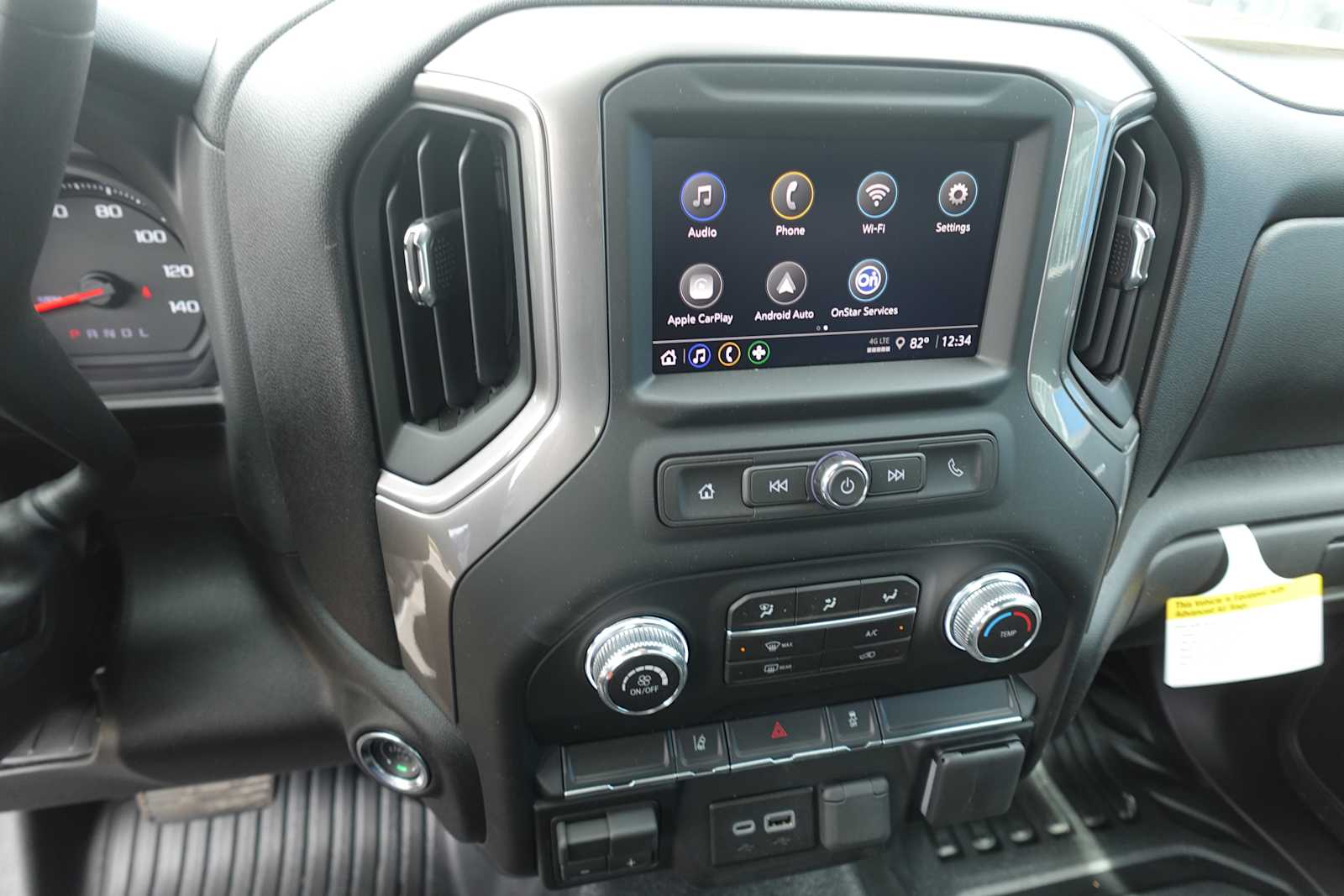 2026 GMC Sierra 3500 Chassis Cab Pro - Photo 21