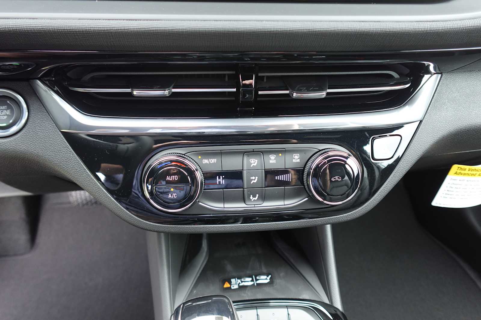 2026 Buick Envista Sport Touring - Photo 19