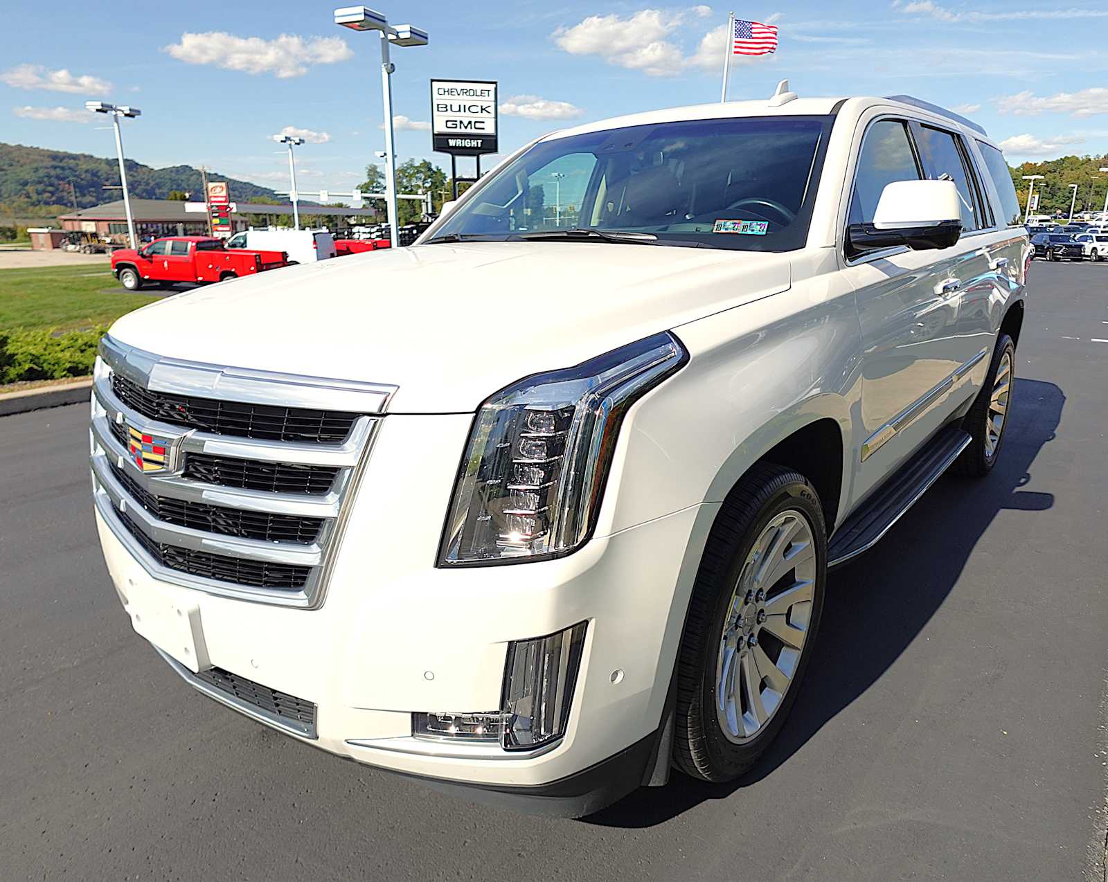 2019 Cadillac Escalade Luxury - Photo 6