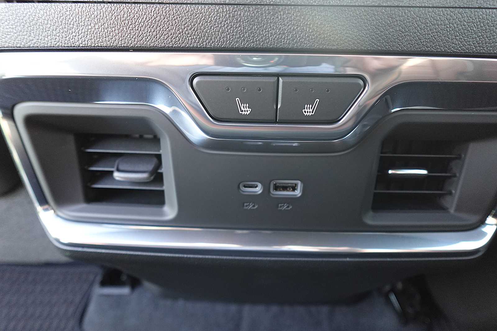 2026 GMC Sierra 2500HD Denali Ultimate - Photo 34