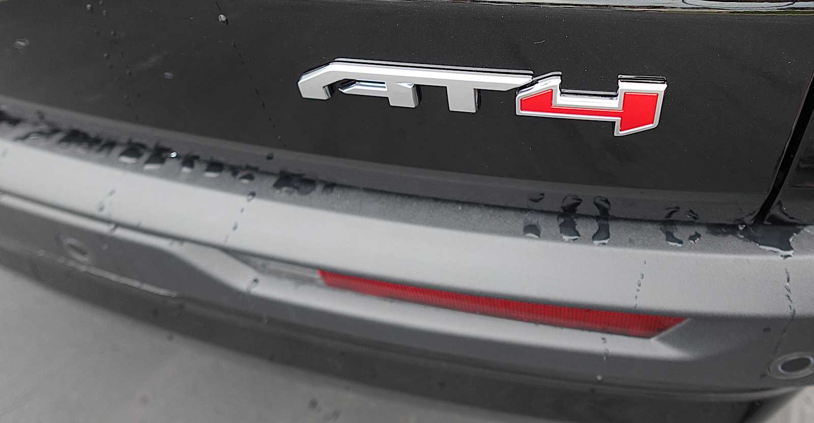 2026 GMC Acadia AT4 - Photo 10