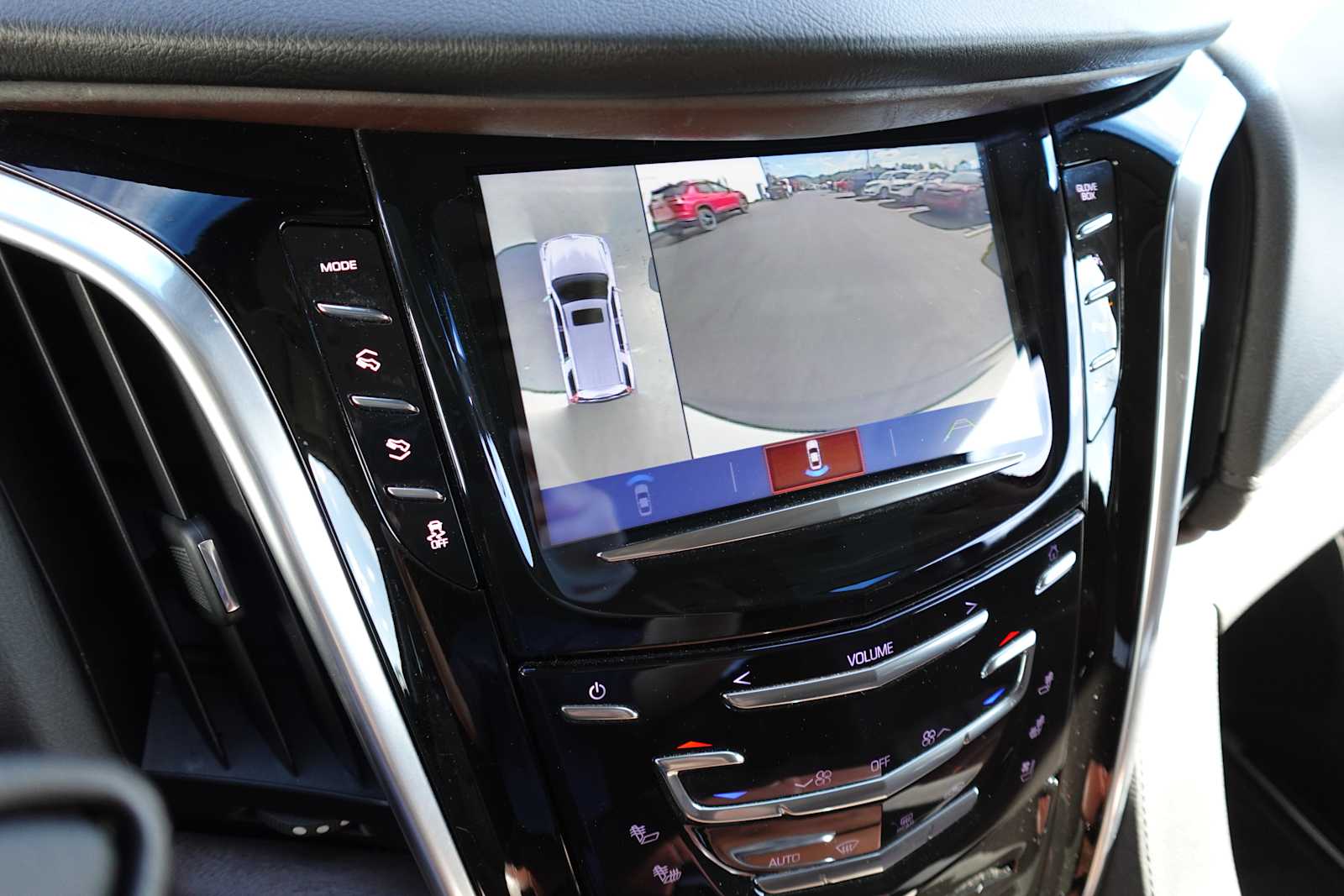 2019 Cadillac Escalade Luxury - Photo 17