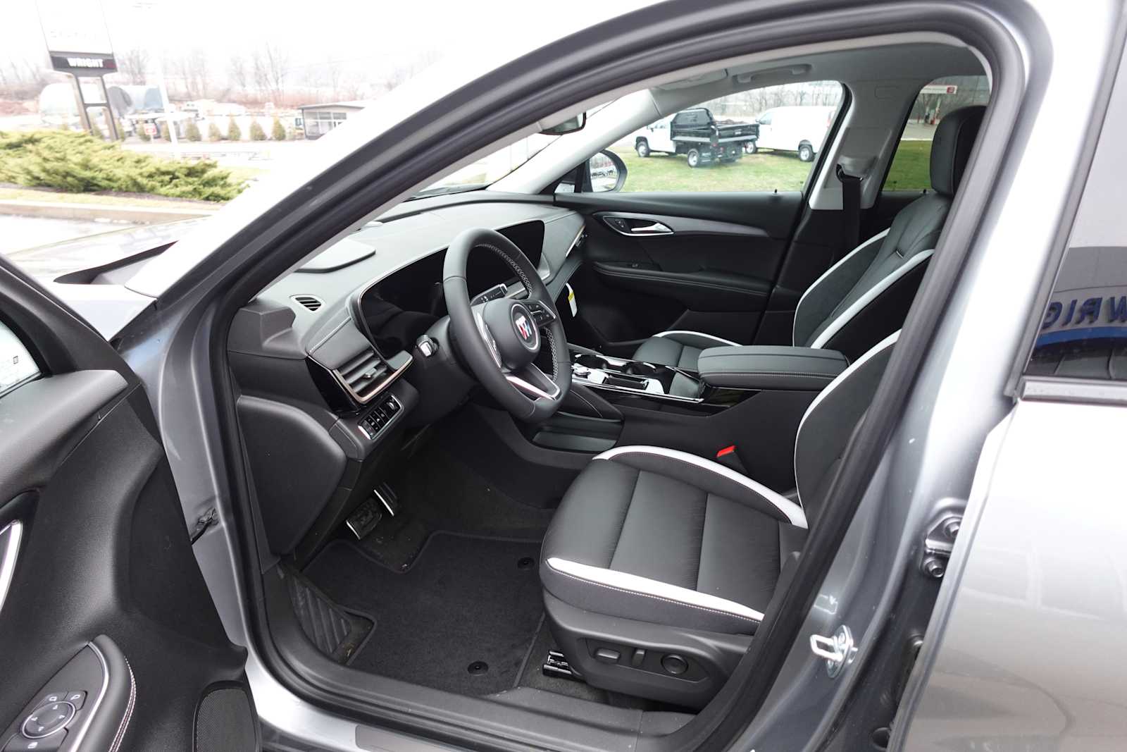 2026 Buick Envision Sport Touring - Photo 14