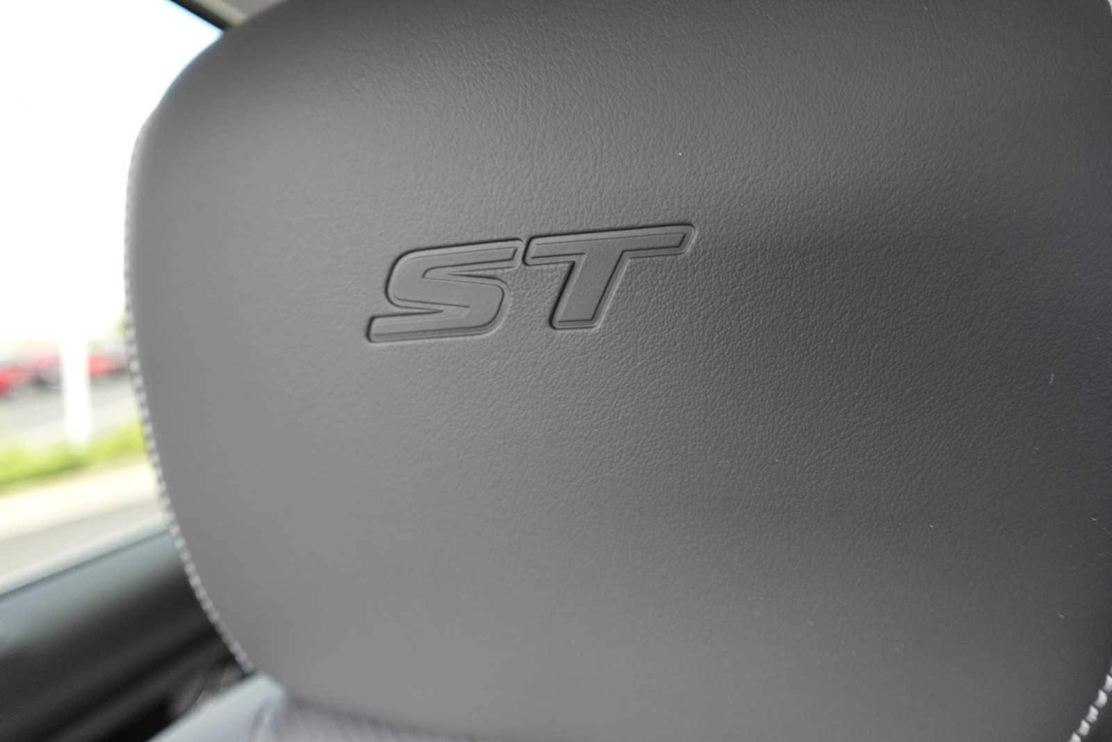 2026 Buick Envision Sport Touring - Photo 15