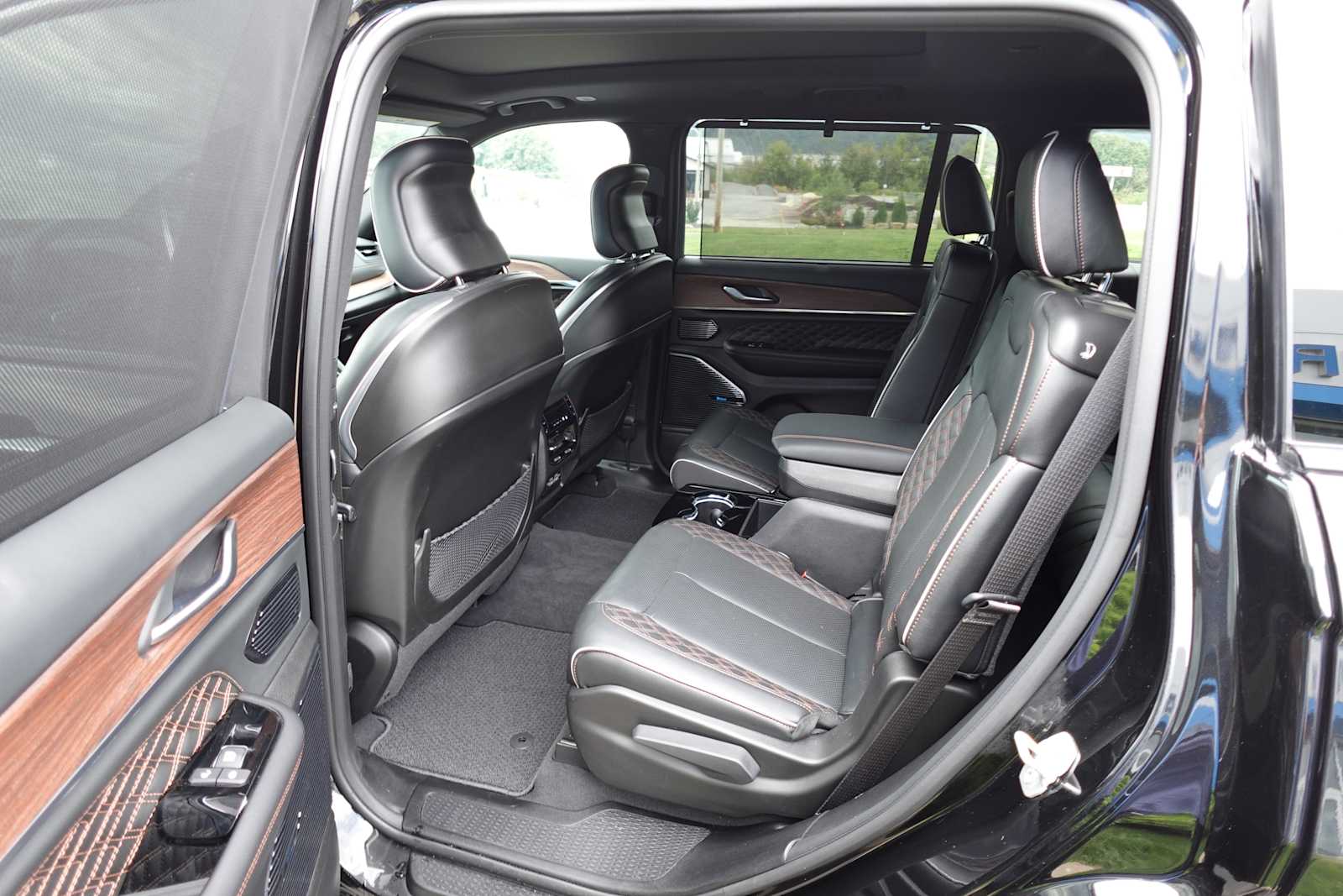 2023 Jeep Grand Cherokee L Summit - Photo 29