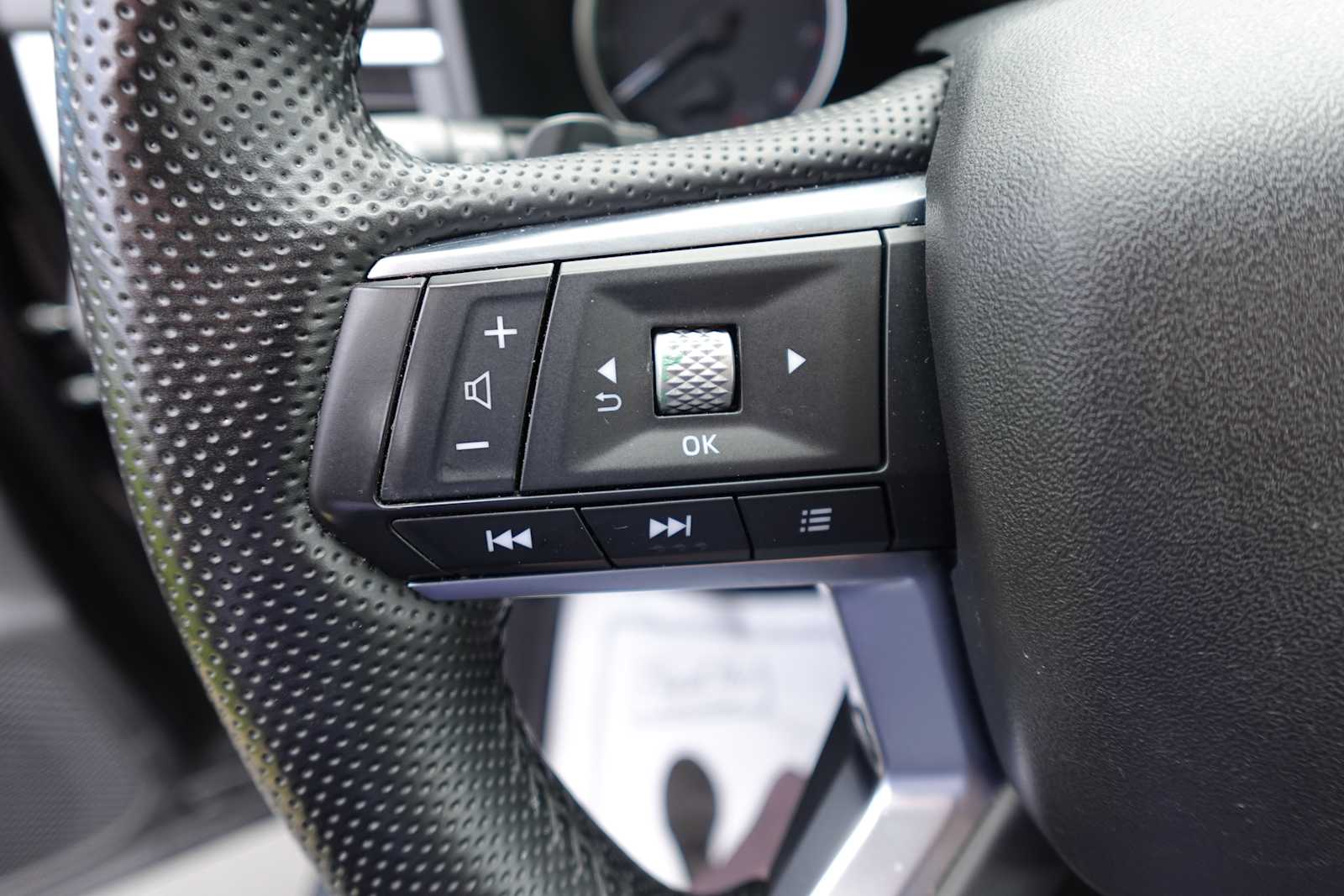 2024 Mitsubishi Outlander SE - Photo 14