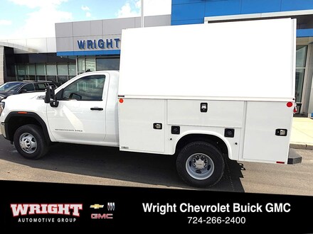 2026 GMC Sierra 3500 HD Chassis Cab Pro Truck
