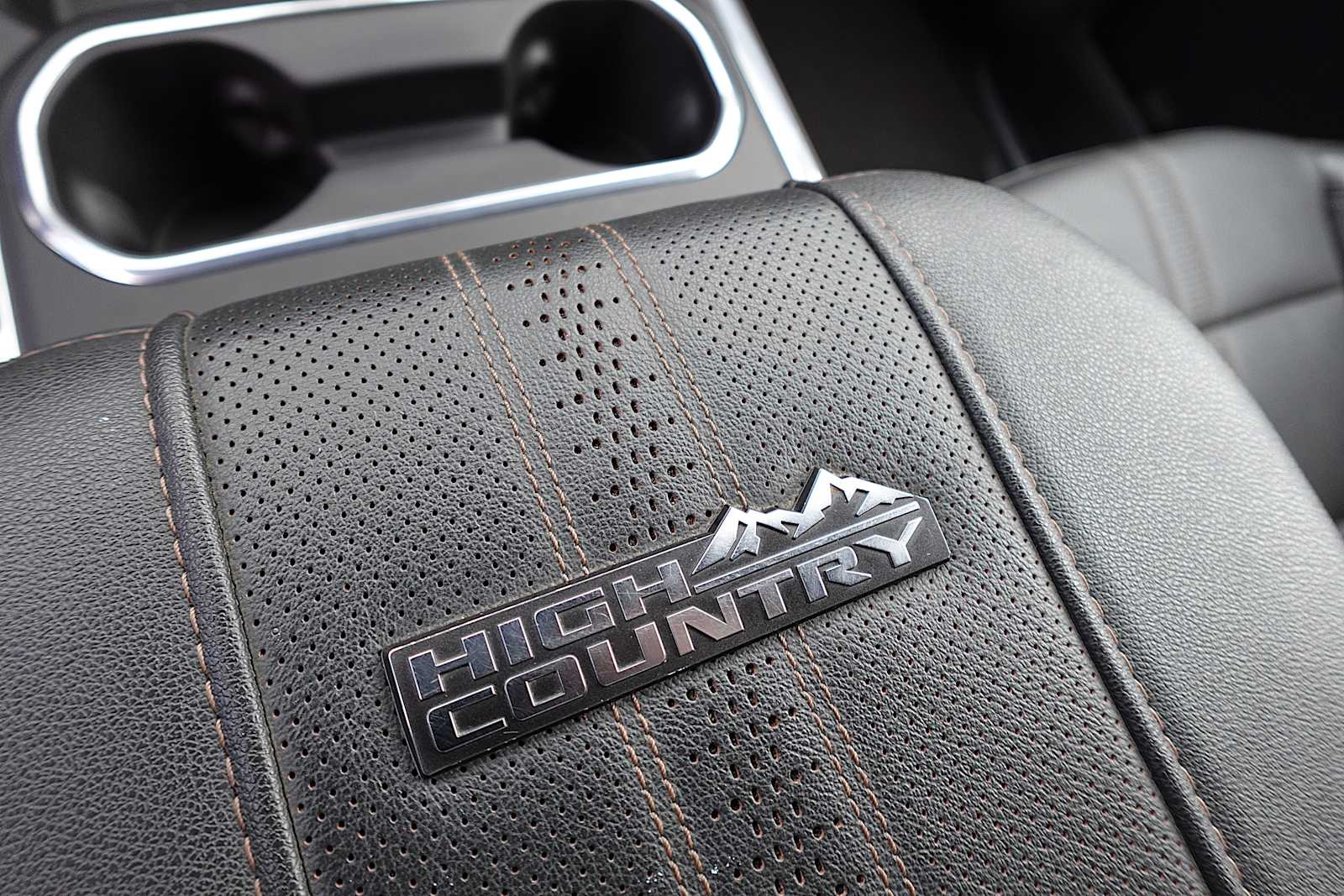 2024 Chevrolet Silverado 2500HD High Country - Photo 28