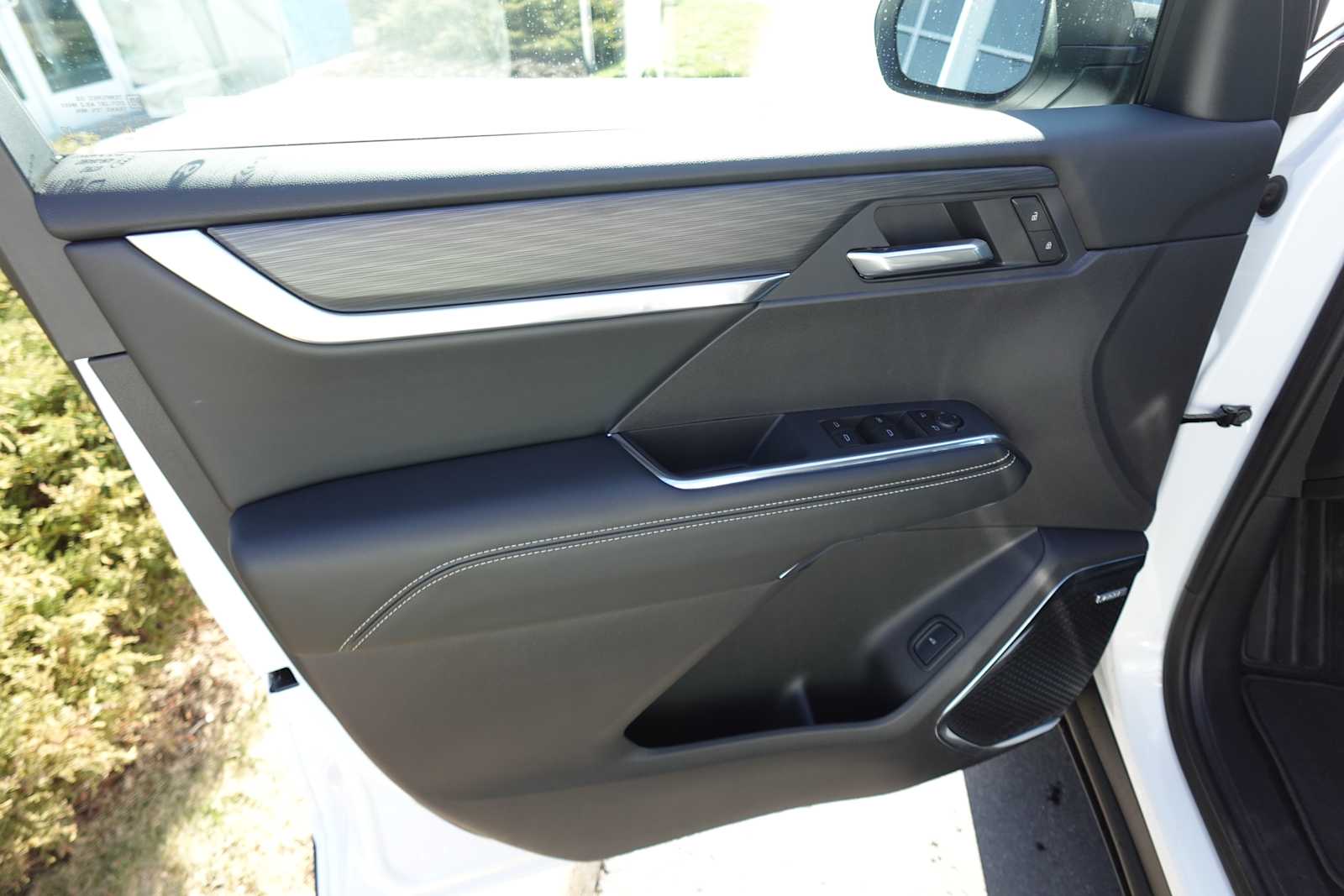 2025 GMC Acadia Elevation - Photo 13