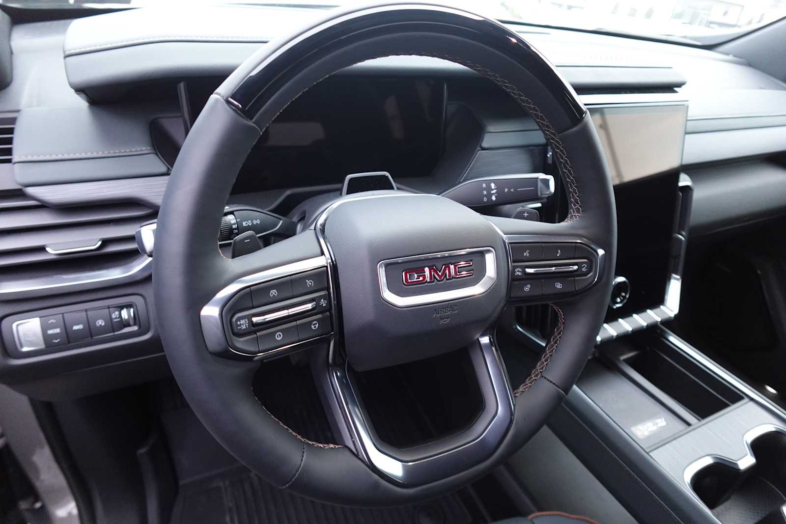 2026 GMC Acadia AT4 - Photo 14