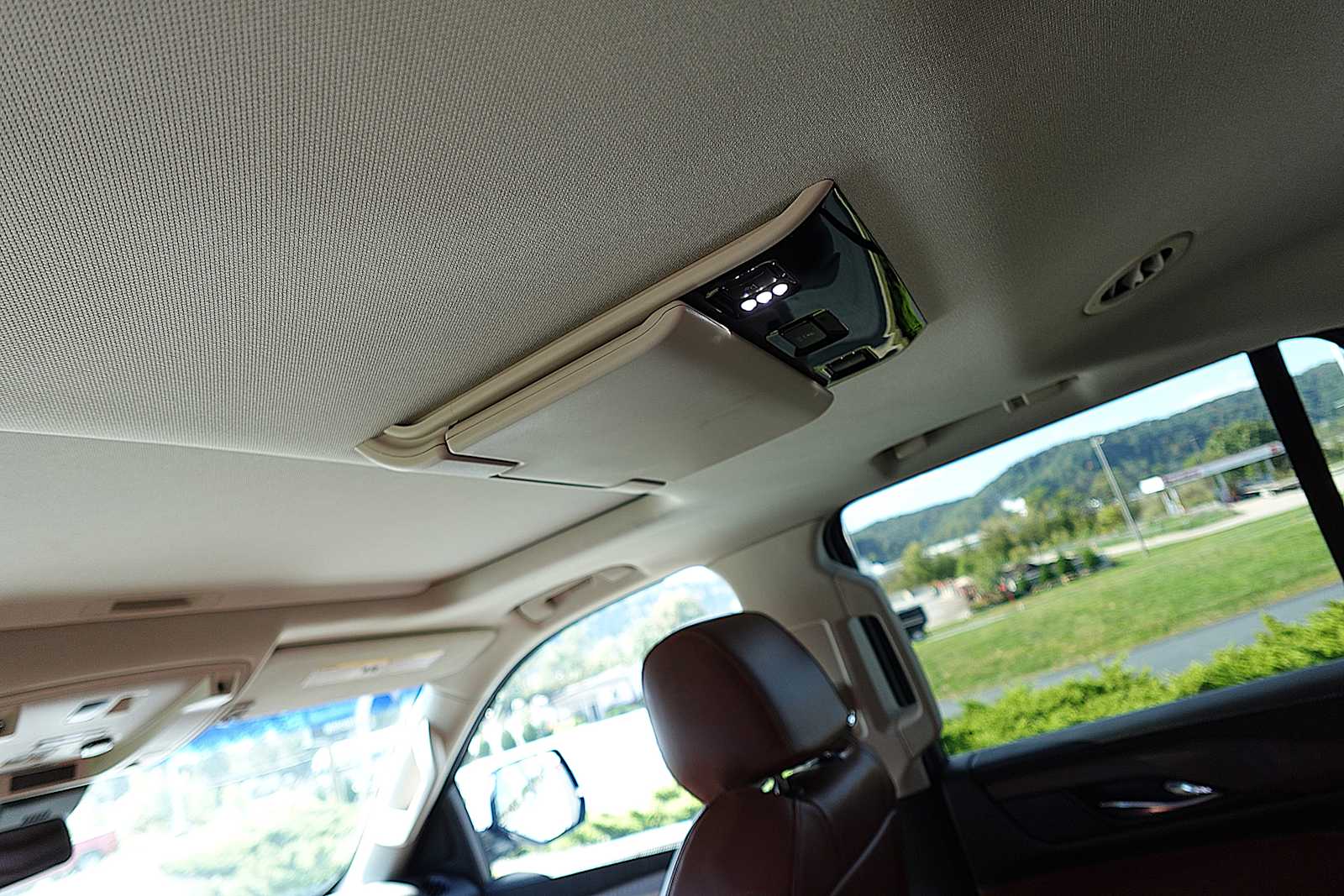 2019 Cadillac Escalade Luxury - Photo 26