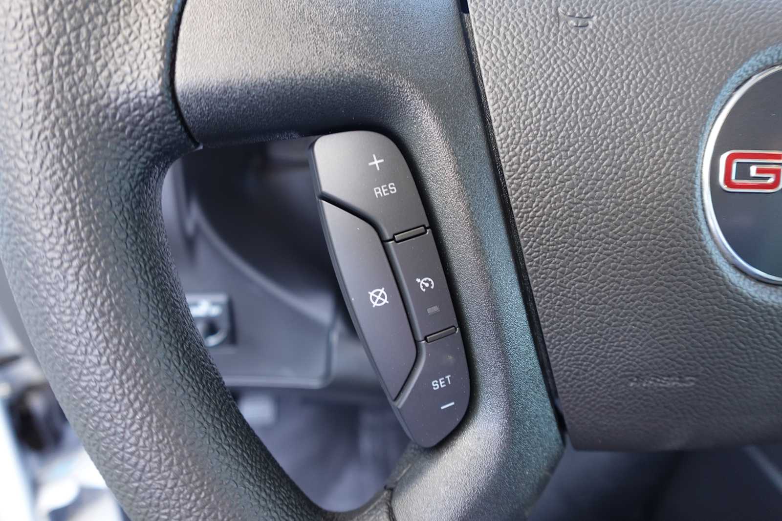 2026 GMC Savana Cargo Work Van - Photo 13