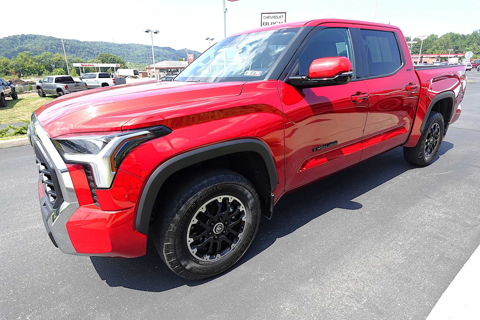 2022 Toyota Tundra SR5 - Photo 7