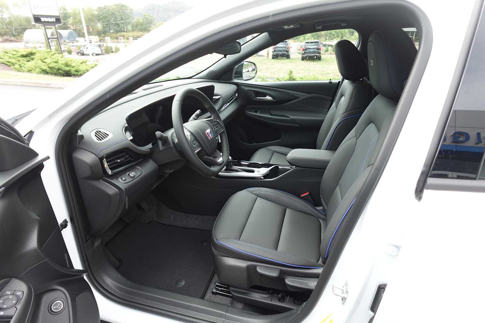 2026 Buick Envista Sport Touring - Photo 12