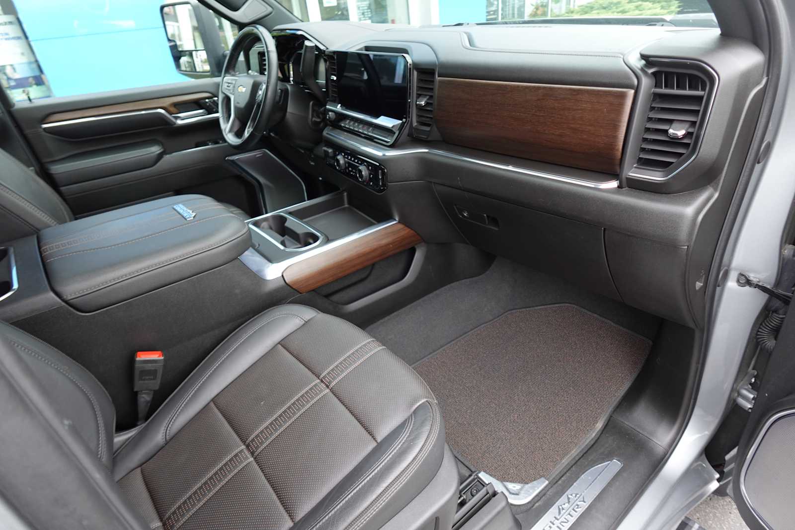 2024 Chevrolet Silverado 2500HD High Country - Photo 35