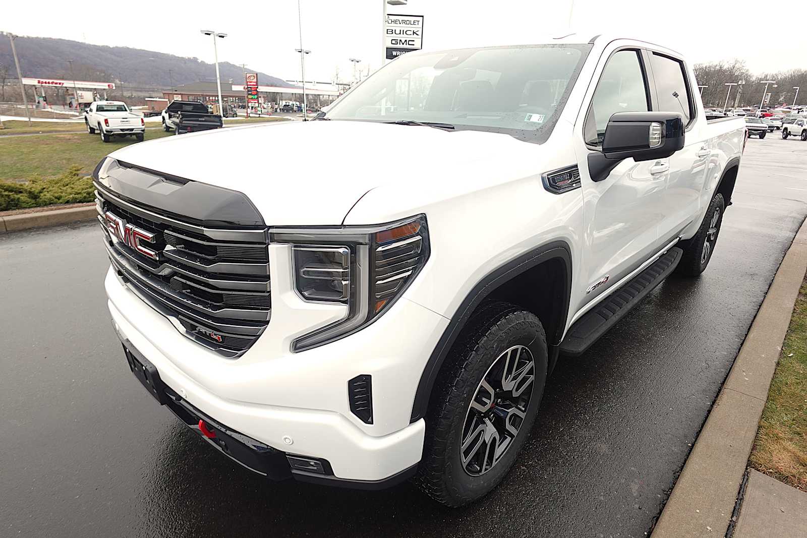 2026 GMC Sierra 1500 AT4 - Photo 8