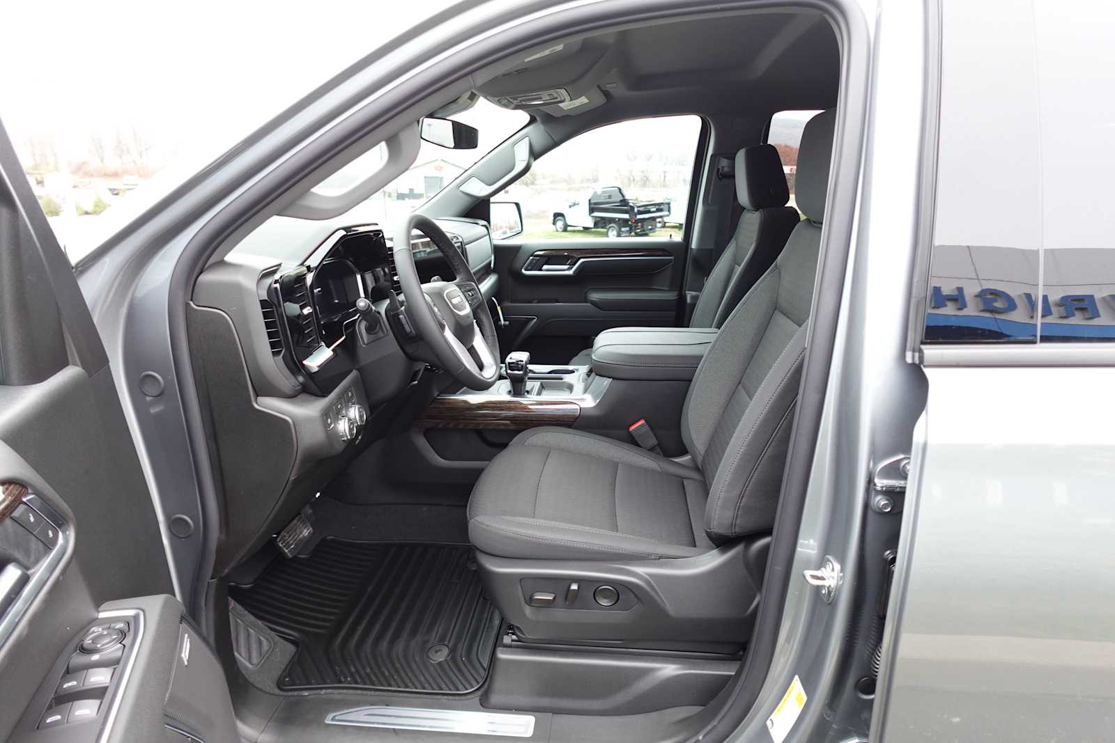 2026 GMC Sierra 1500 Elevation - Photo 15
