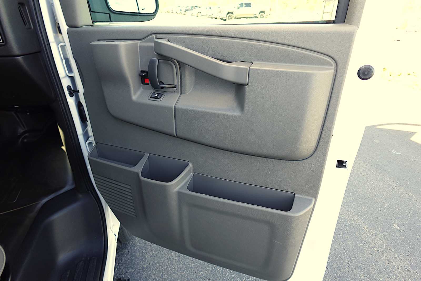 2026 GMC Savana Cargo Work Van - Photo 29
