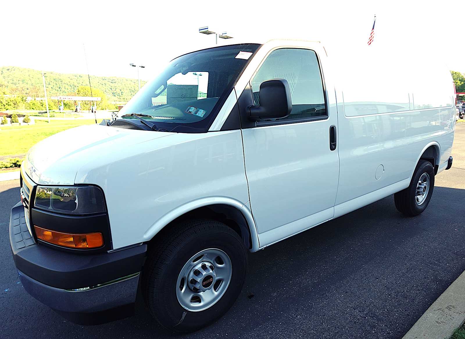2026 GMC Savana Cargo Work Van - Photo 6