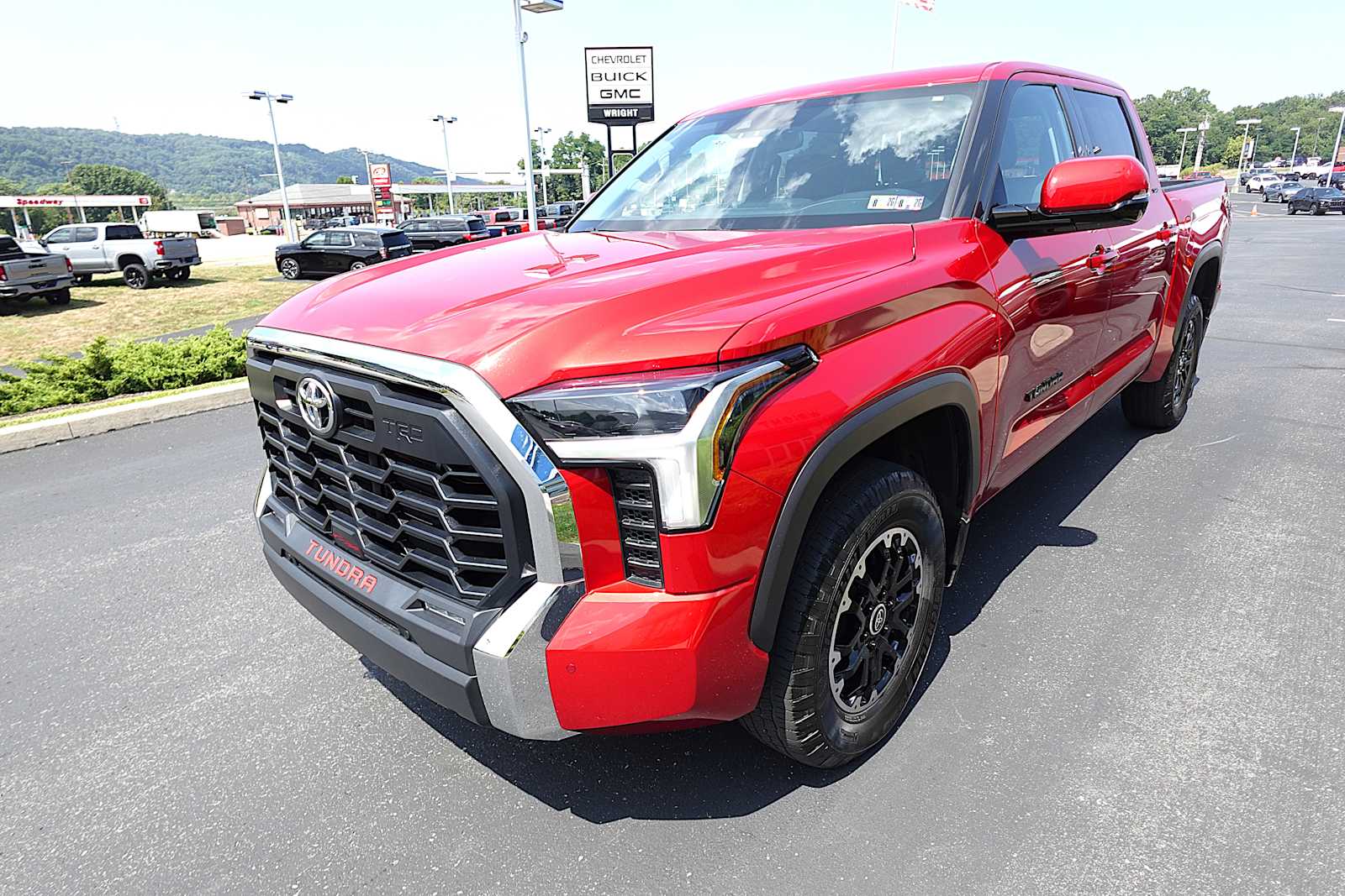 2022 Toyota Tundra SR5 - Photo 8