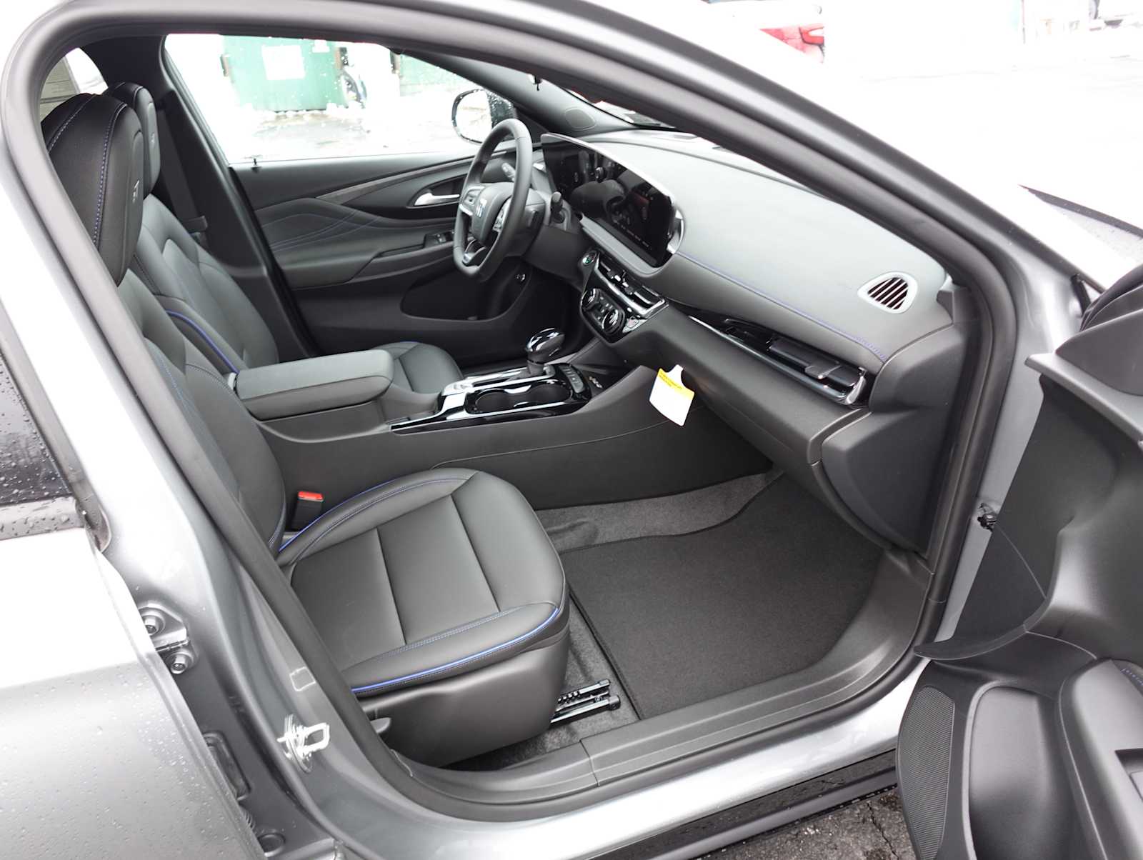 2026 Buick Envista Sport Touring - Photo 29