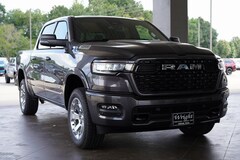 2026 Ram 1500 LONE STAR CREW CAB 4X4 5'7 BOX Pickup