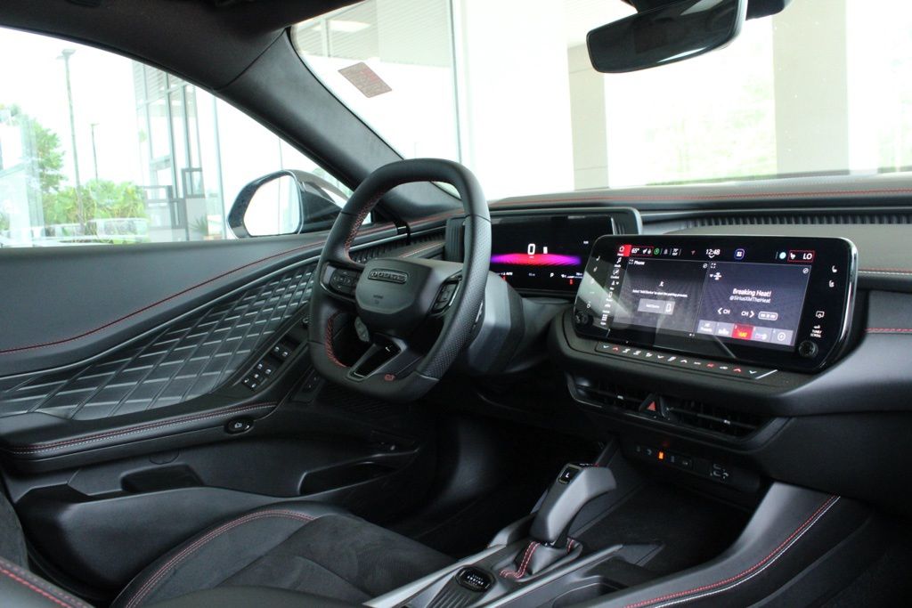 2026 Dodge Charger R/T - Photo 11