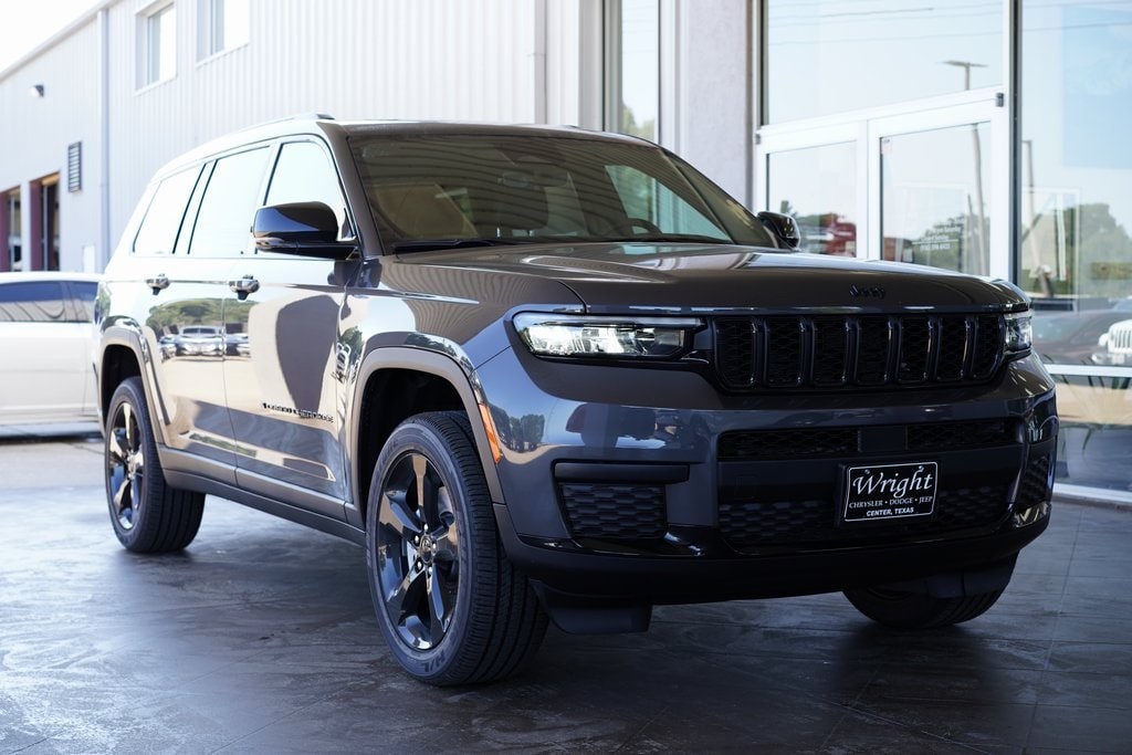 2025 Jeep Grand Cherokee L Altitude's photo