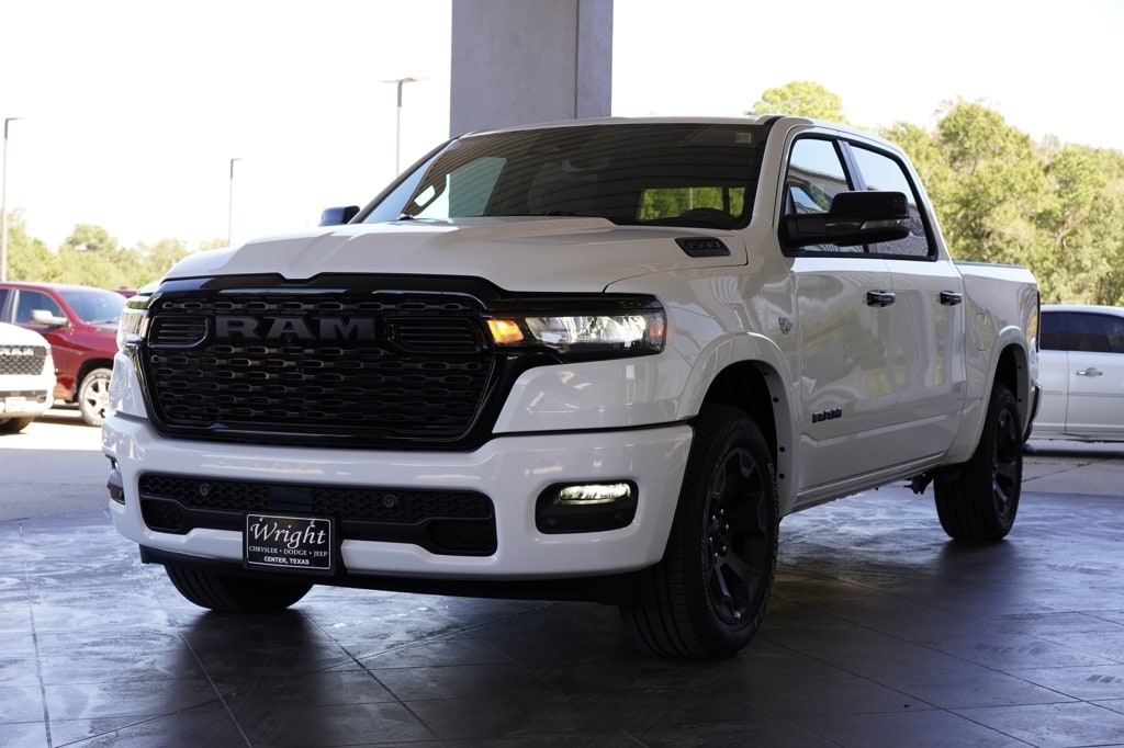 New 2026 Ram 1500 LONE STAR CREW CAB 4X4 5'7 BOX Pickup