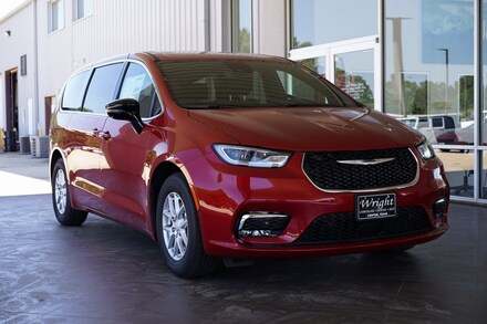 2026 Chrysler Pacifica SELECT Passenger Van