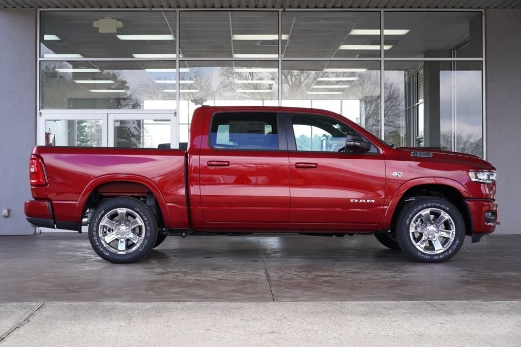 New 2026 Ram 1500 LONE STAR CREW CAB 4X4 5'7 BOX Pickup