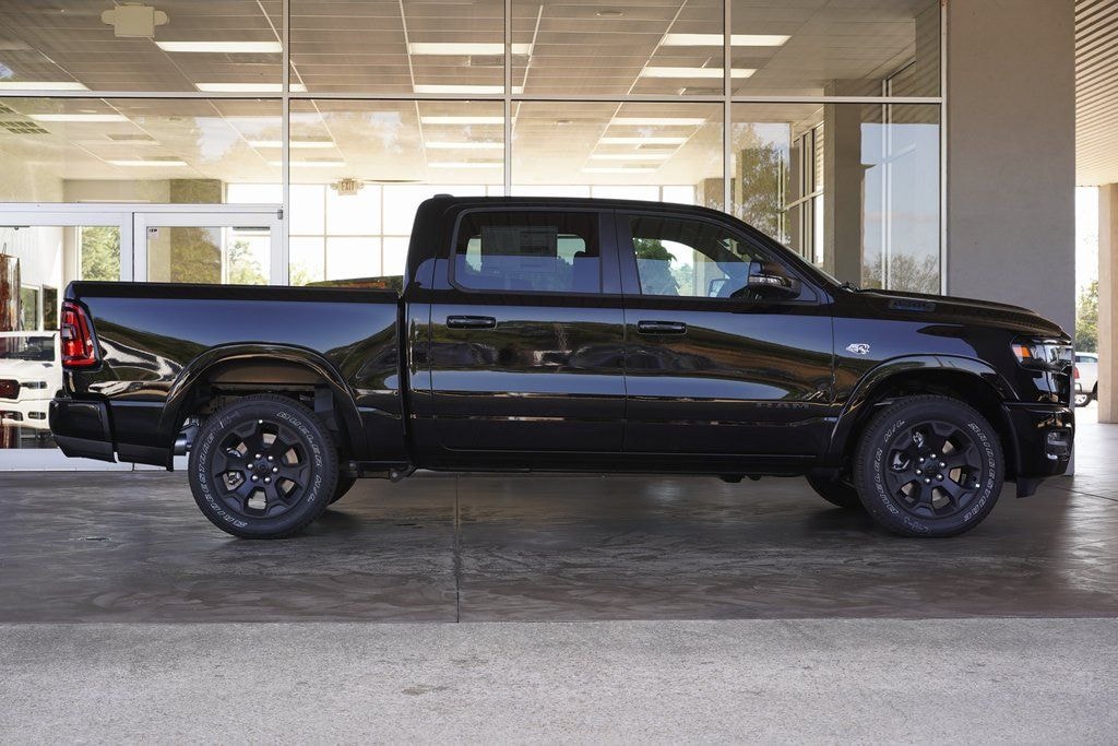 New 2026 Ram 1500 LONE STAR CREW CAB 4X4 5'7 BOX Pickup
