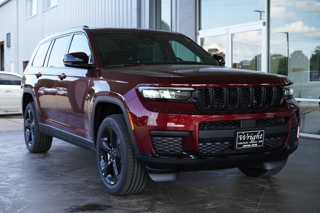 2025 Jeep Grand Cherokee L Altitude's photo