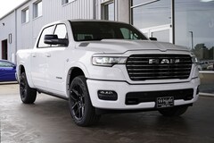 2026 Ram 1500 LARAMIE CREW CAB 4X4 5'7 BOX Pickup