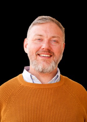 Staff member Sales Manager  from a885391eafd6