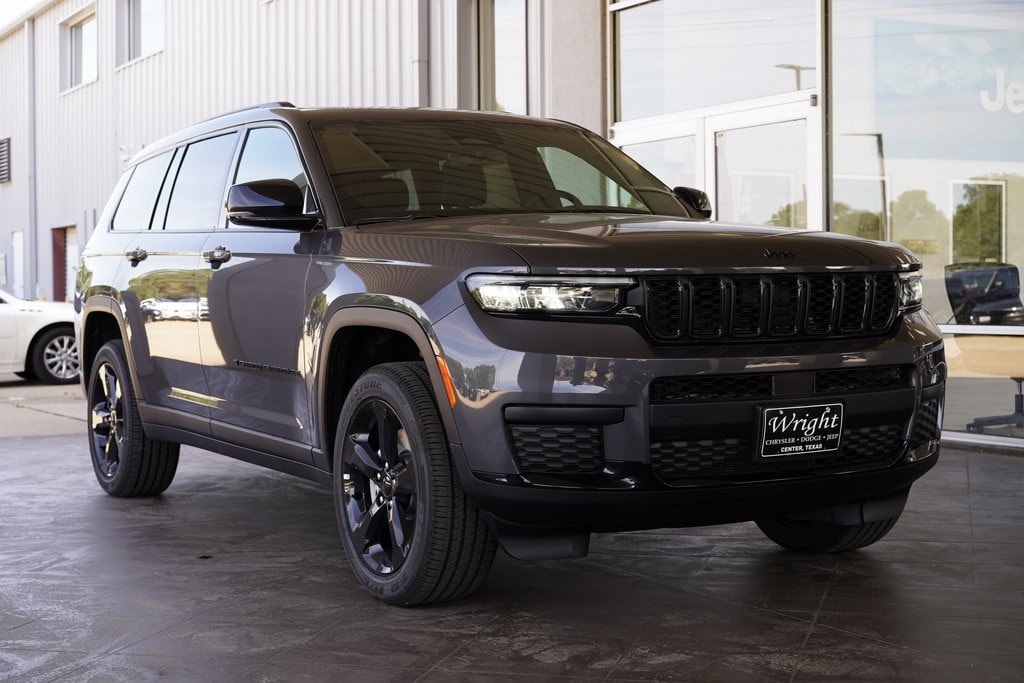 2025 Jeep Grand Cherokee L Altitude's photo