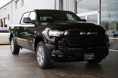 2026 Ram 1500 LONE STAR CREW CAB 4X4 5'7 BOX Pickup
