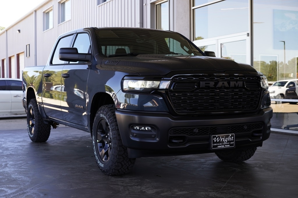 New 2026 Ram 1500 WARLOCK CREW CAB 4X4 5'7 BOX Pickup
