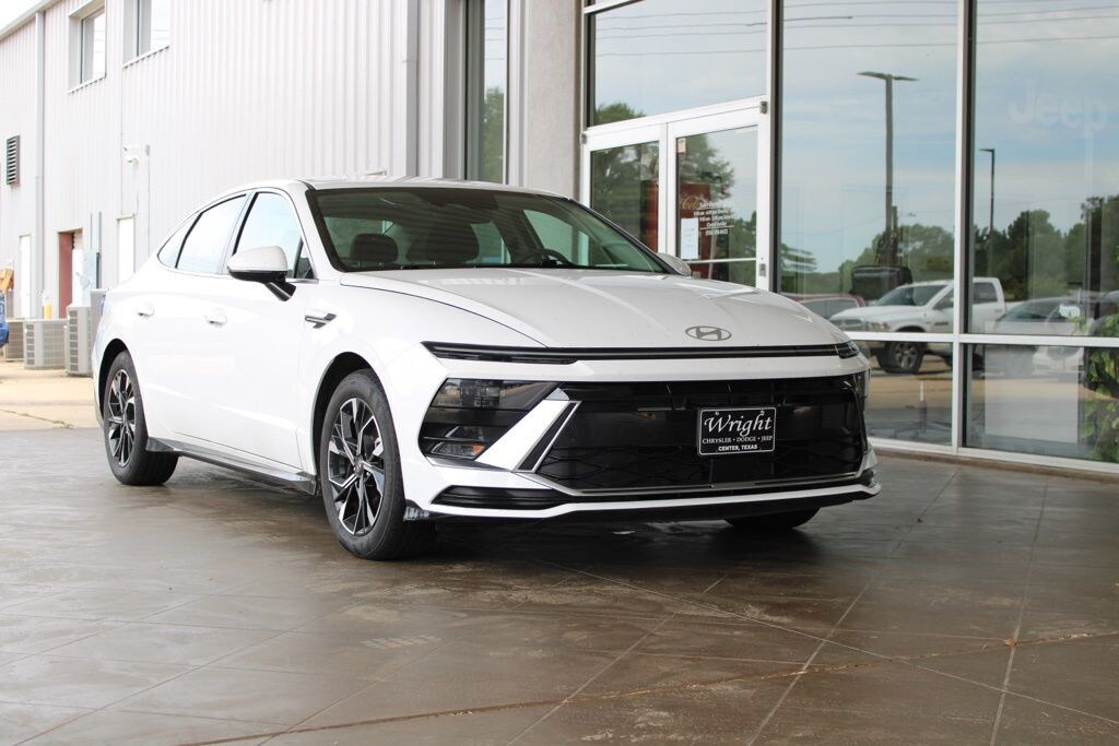 Used 2025 Hyundai Sonata SEL Sedan