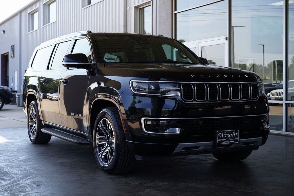 2023 Jeep Wagoneer L Series II's photo