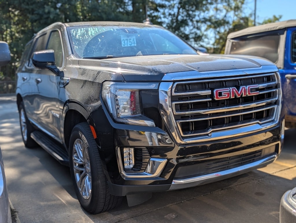 2023 GMC Yukon SLT's photo