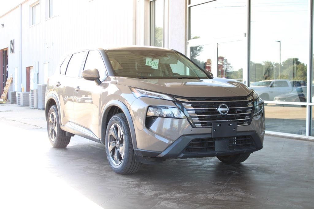 Used 2025 Nissan Rogue SV SUV